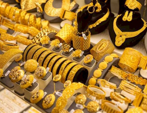 سعر الذهب اليوم الجمعة 13 مارس 2026 في مصر