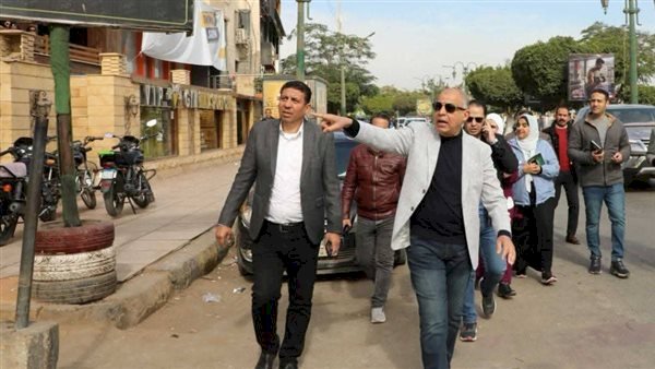 محافظ المنيا يقود حملة مُفاجئة لرفع الإشغالات بشوارع حي شمال المدينة
